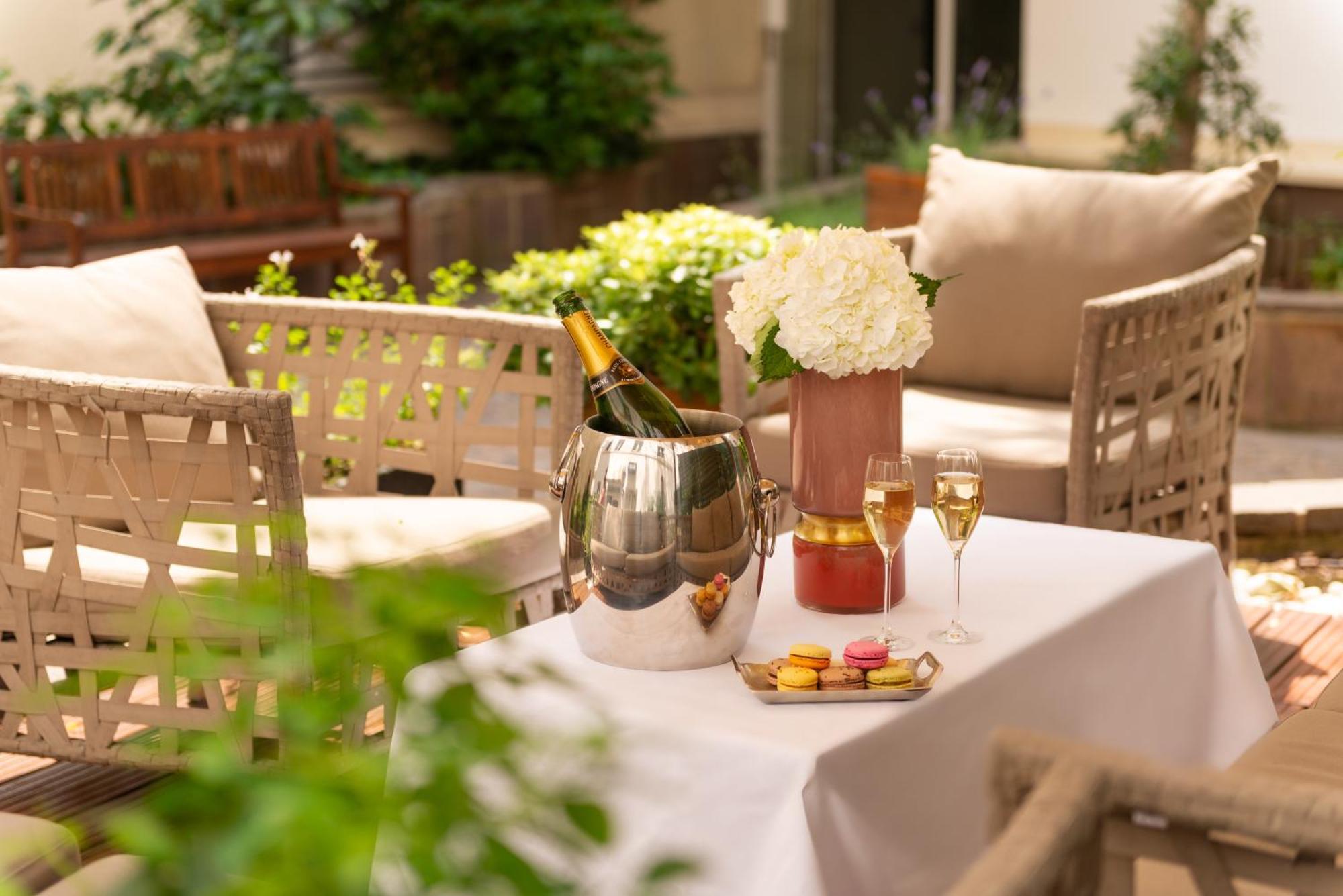 Le Patio Bastille Paris Bagian luar foto