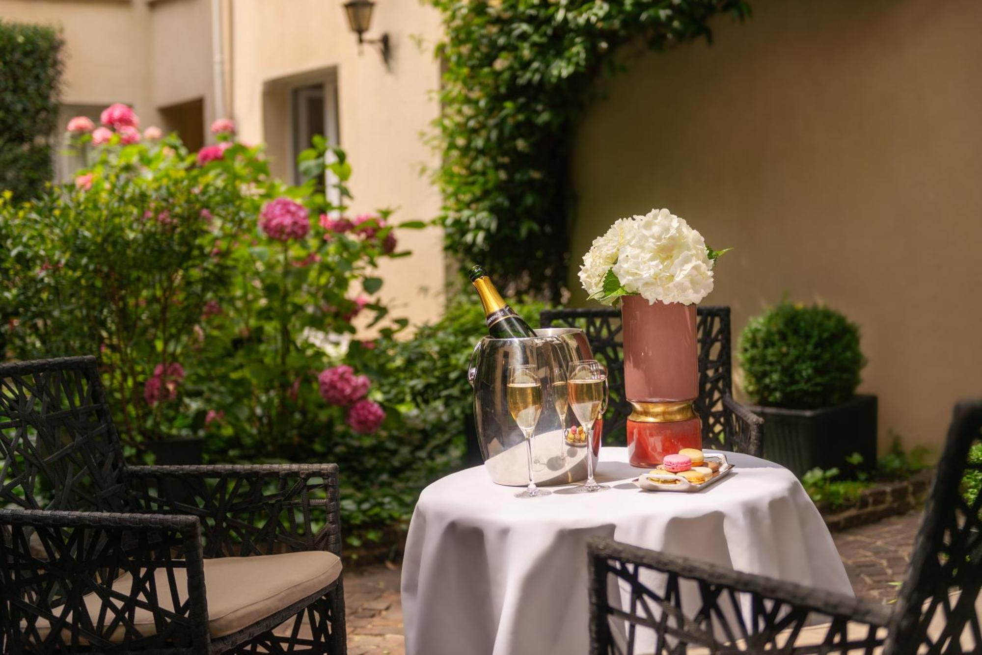 Le Patio Bastille Paris Bagian luar foto
