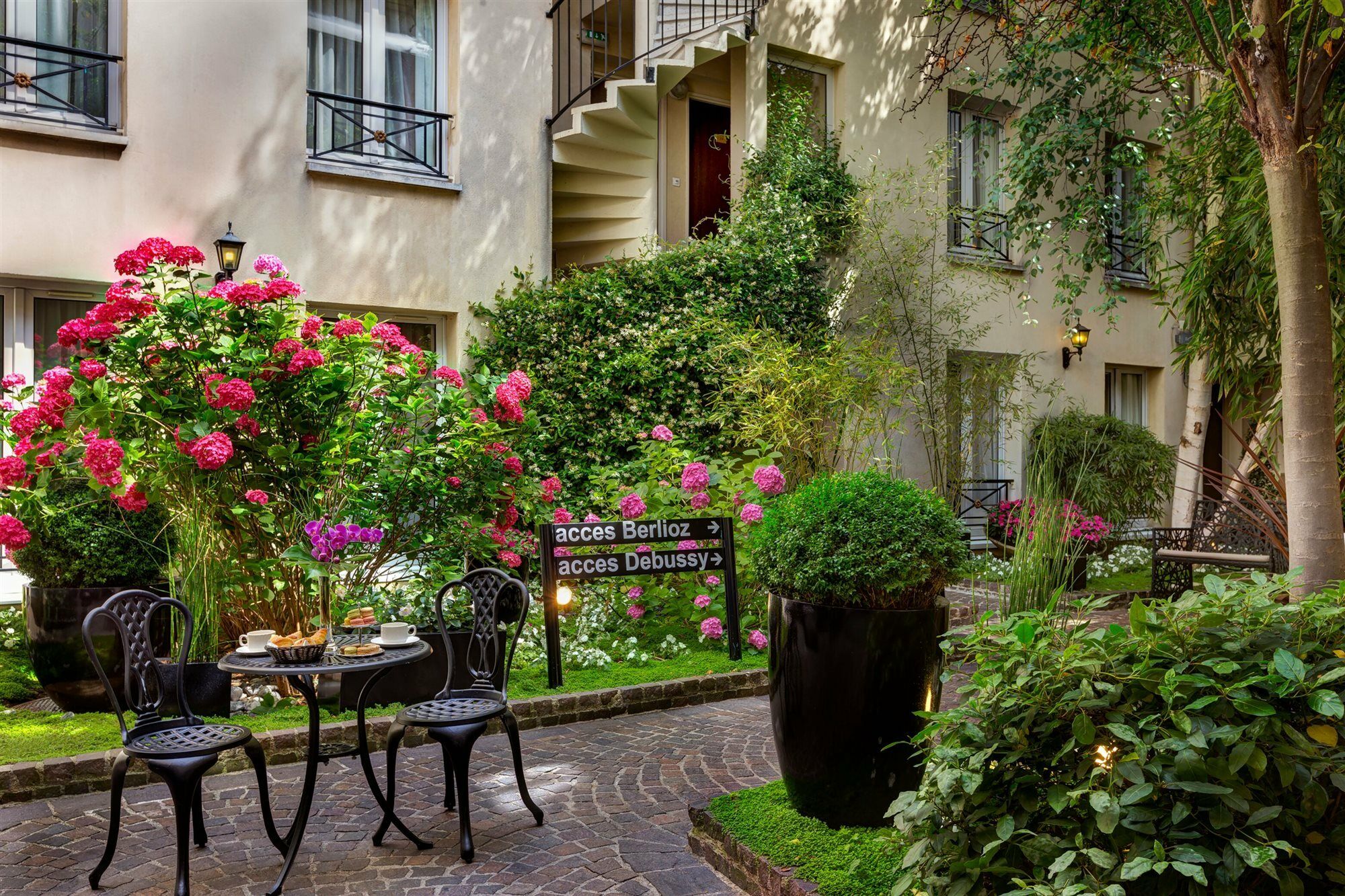 Le Patio Bastille Paris Bagian luar foto